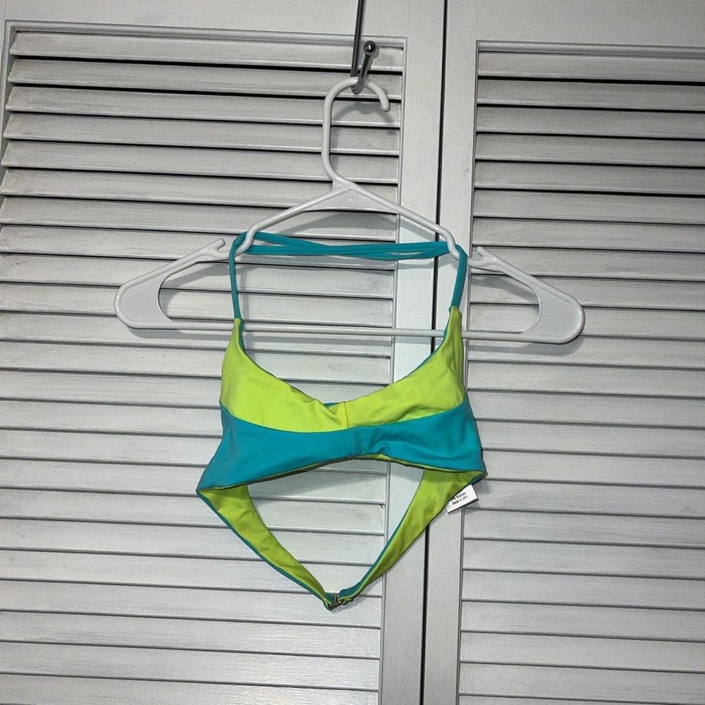 IMSY Colorblock Bikini Top